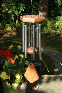 Nature&#39;s Melody Wind Chime, 18 inch silver